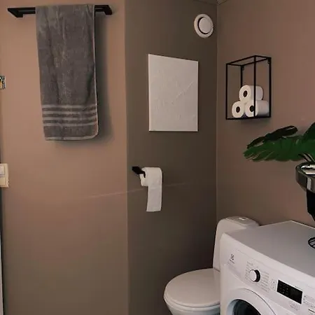 Apartment Close To Center And The Of Tromso